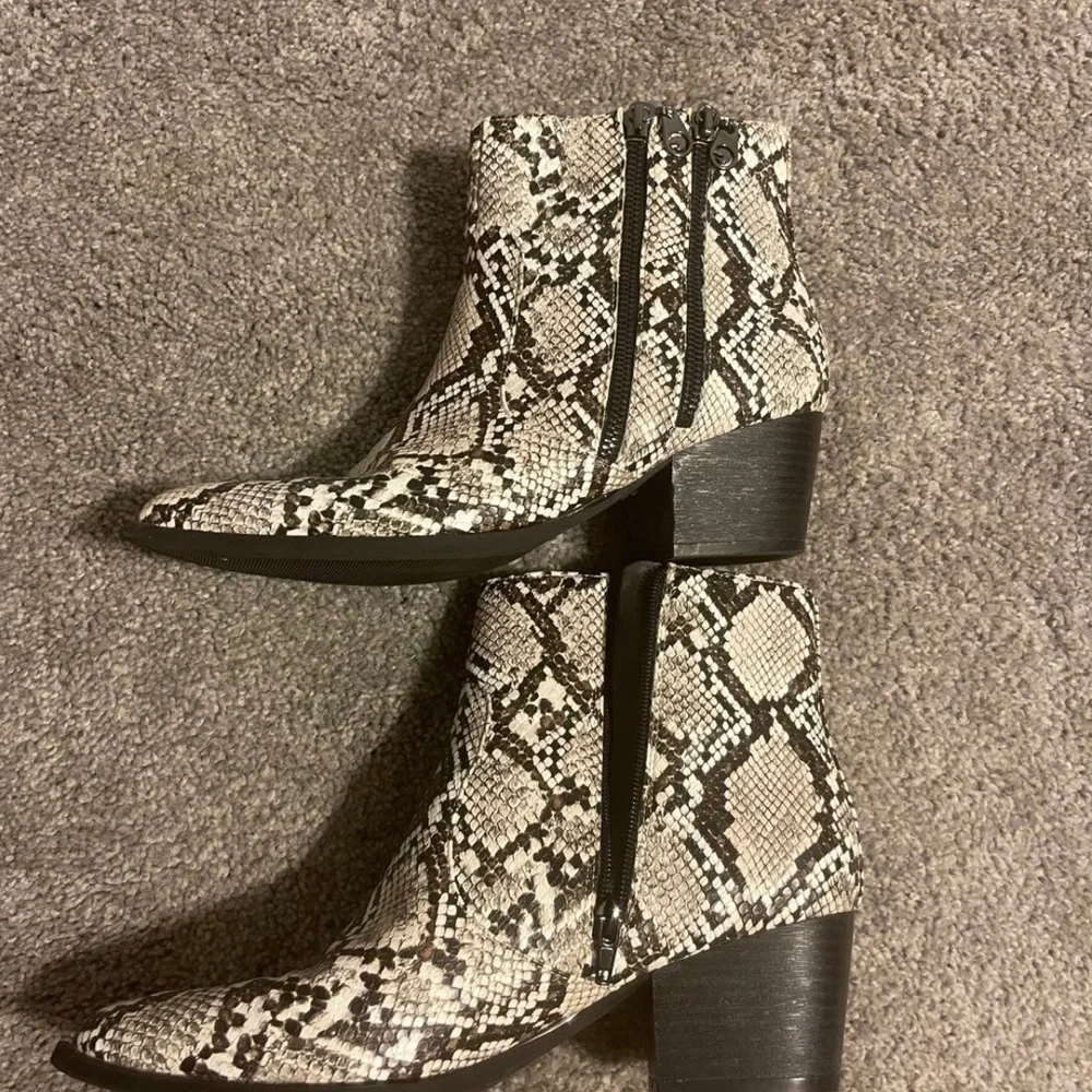 Women’s Booties - Picture 2 of 4